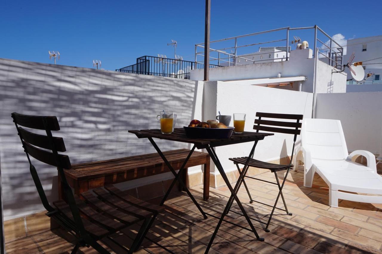 Impluvium Conil-Terraza Privada-Parking- Mayores De 25 Anos Conil De La Frontera Exterior foto